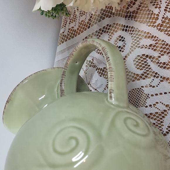 Euro Ceramics Pale Green Jug - Picture 7 of 8
